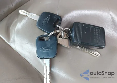 2000 Ford Windstar Limited/Sel z USA, uszkodzony, nr VIN 2FMDA5340YBA35993